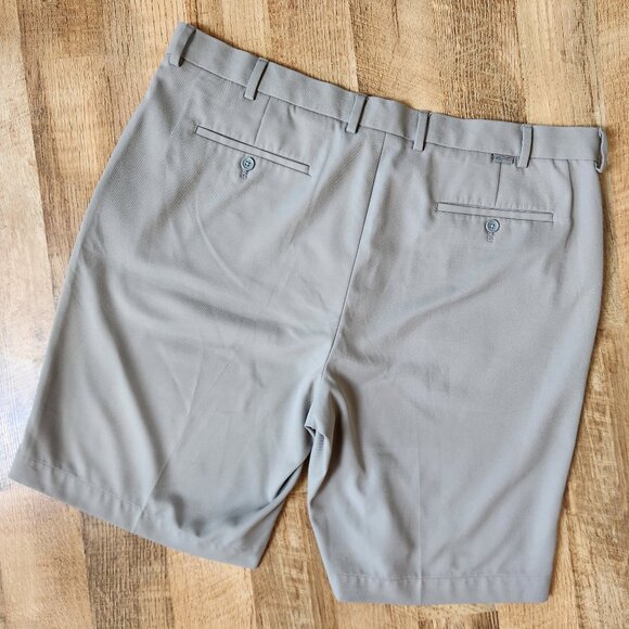 Greg Norman Tan Flat Front Golf Shorts Size 40 - Picture 6 of 9